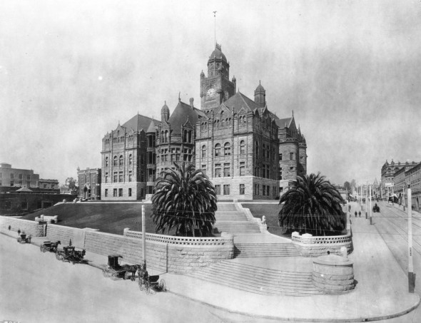 county_courthouse_ca1900